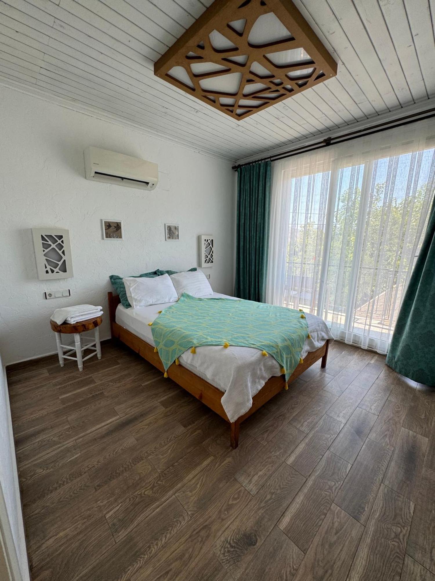 Ceneviz Hotel Adrasan Exterior photo